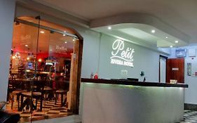 Petit Rivera Hotel